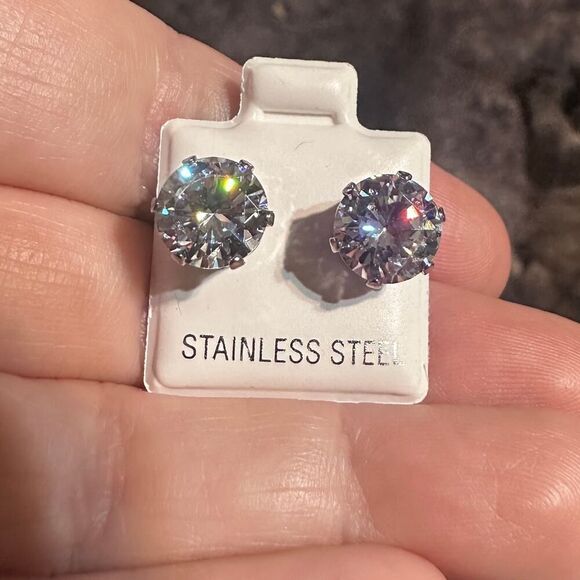 Stainless Steel 9mm Clear CZ Stud Earrings - Picture 4 of 8